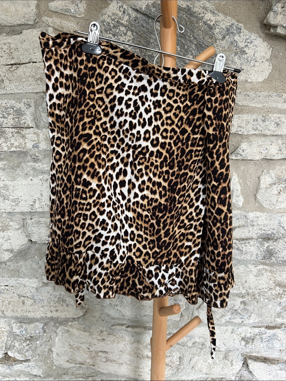 Leopard Print Wrap Skirt - beachwear - Picture 2 of 6